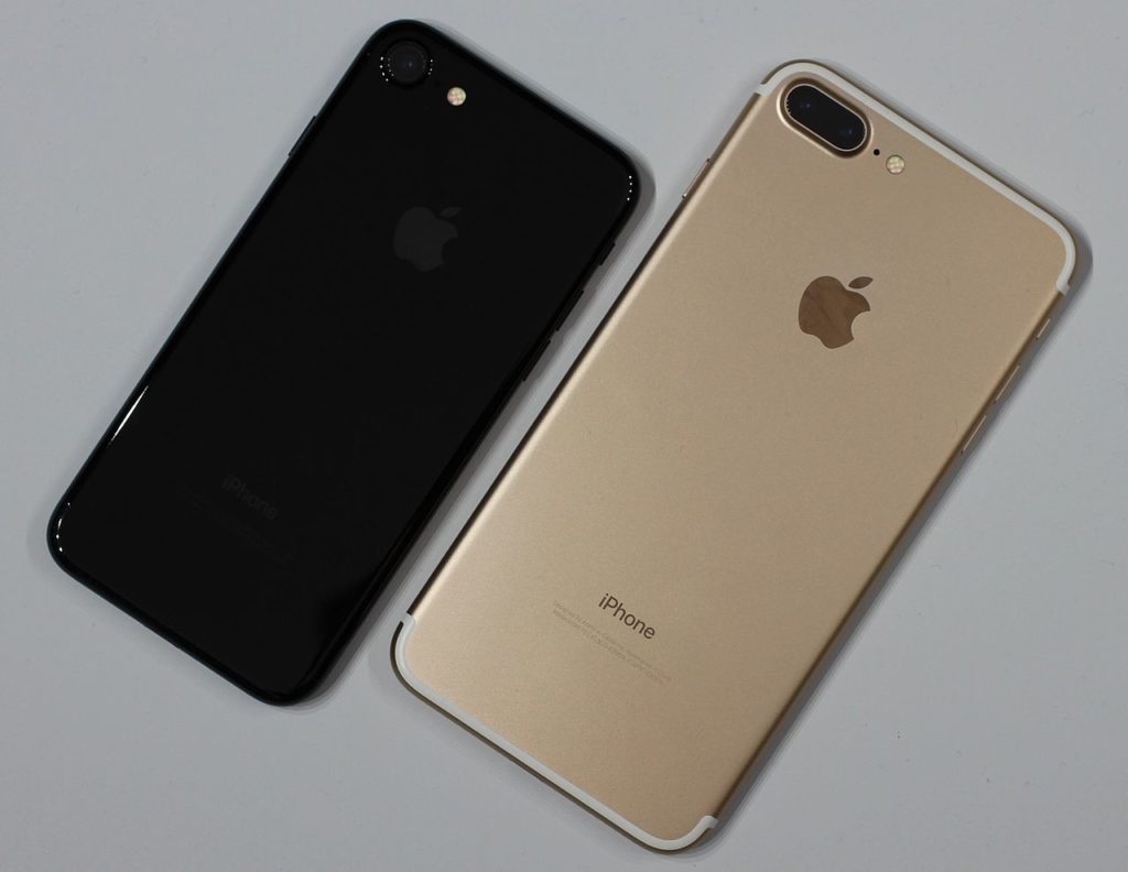 iPhone 8 vs iPhone 7s - What will the new iPhone be called?